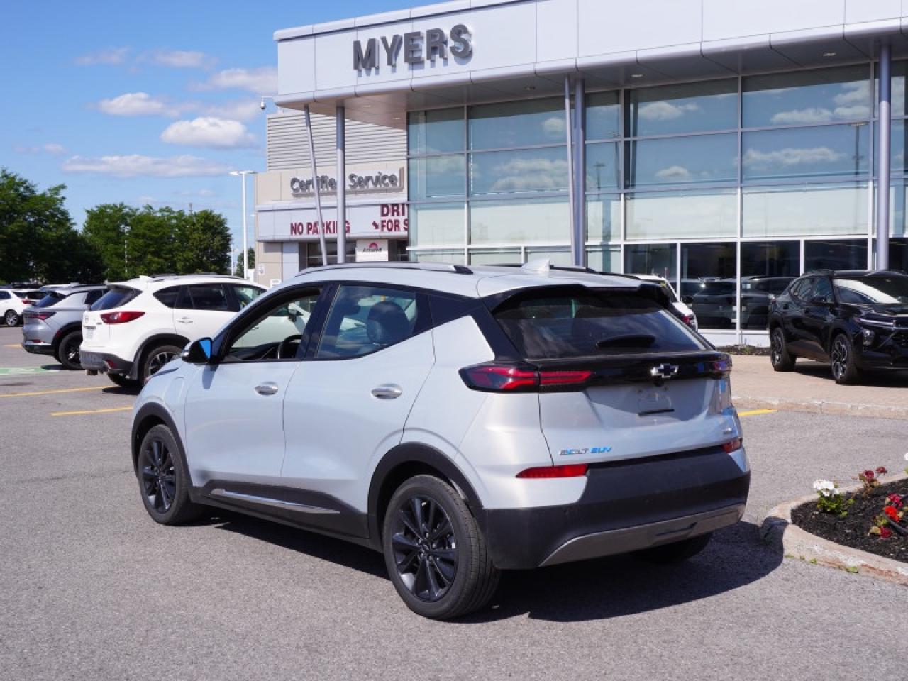 2022 Chevrolet Bolt EUV Premier  -  Fast Charging Photo