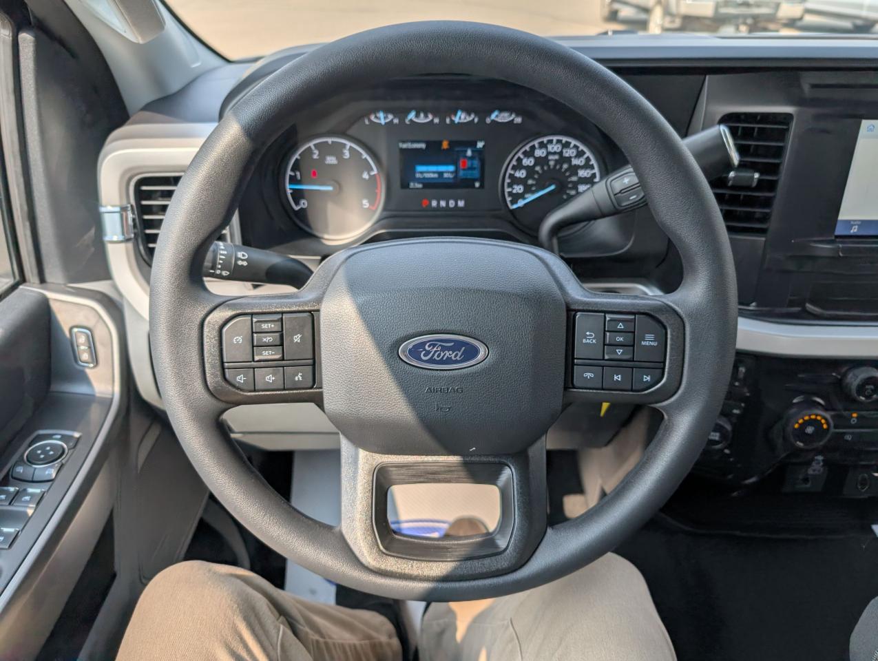 2025 Ford F-250 Super Duty SRW XL Photo5