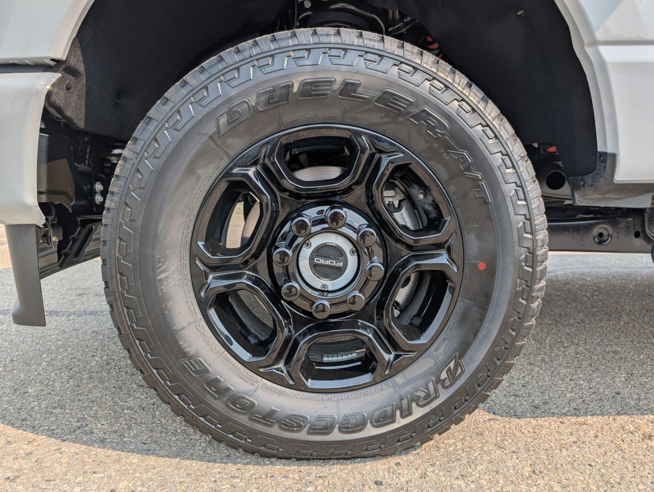 2025 Ford F-250 Super Duty SRW XL Photo5
