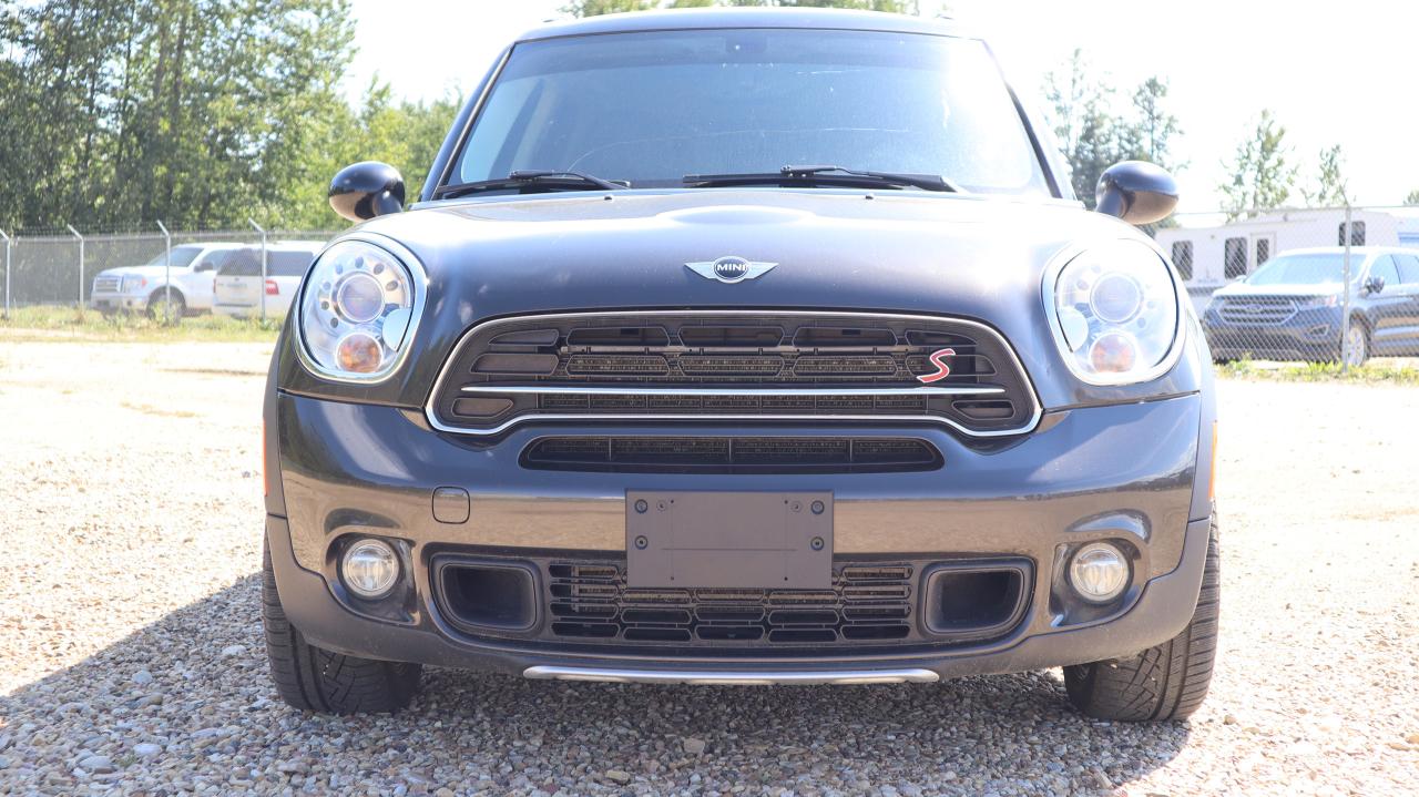 2015 MINI Cooper Countryman S Photo2
