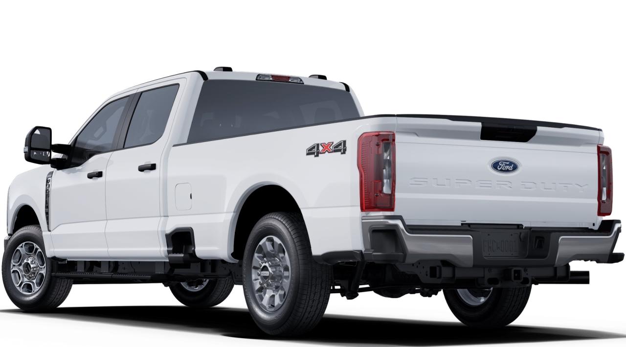 2025 Ford SUPER DUTY F-350 SRW Super Duty SRW XLT Photo1