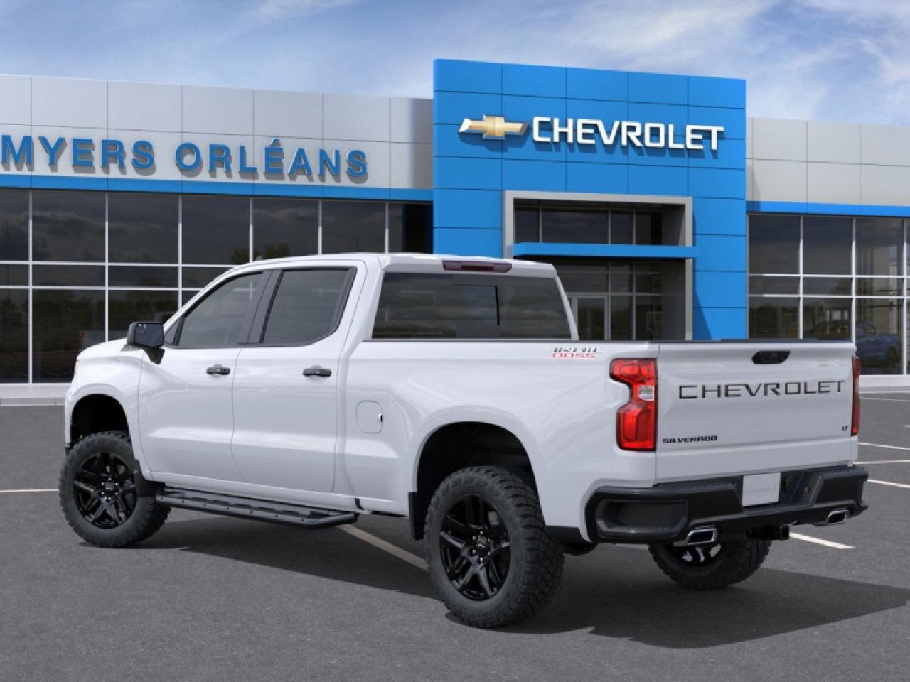 2025 Chevrolet Silverado 1500 LT Trail Boss Photo2
