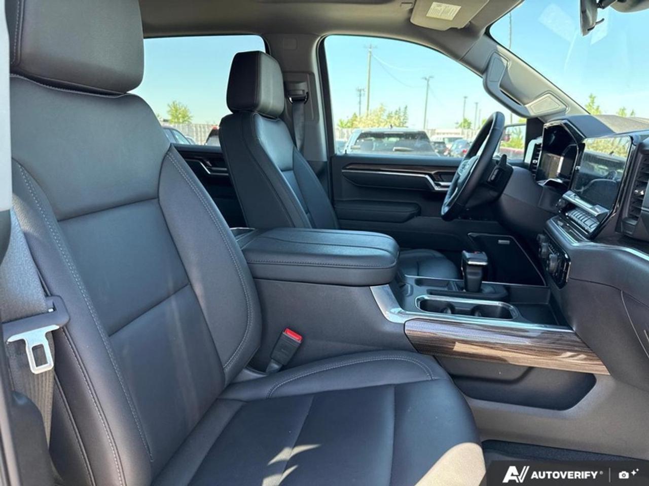 2025 Chevrolet Silverado 1500 LT Trail Boss Photo