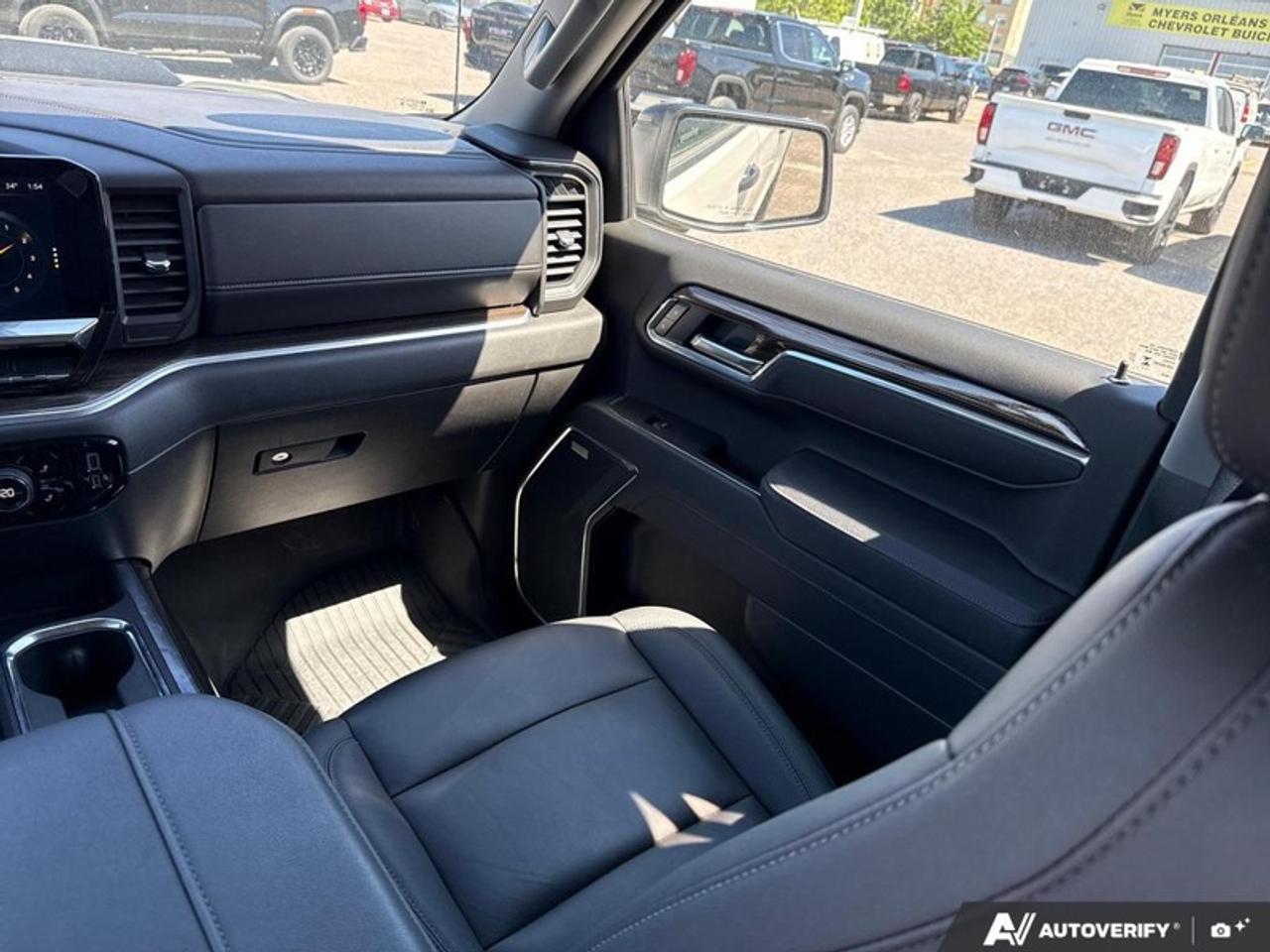 2025 Chevrolet Silverado 1500 LT Trail Boss Photo
