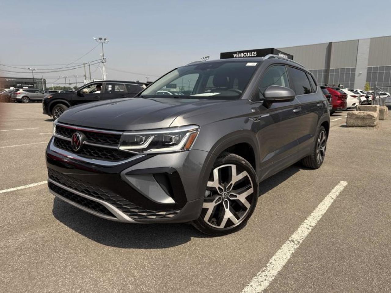 Used 2022 Volkswagen Taos Highline4Motion | Leather | Pano Roof | Nav | Adaptive Cruise | Apple CarPlay+Android Auto and More! for sale in Guelph, ON