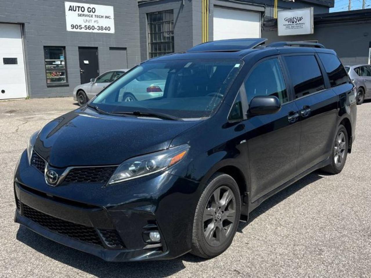 Used 2020 Toyota Sienna SE AWD | DVD | Leather | Sunroof | Nav | JBL Audio | Dual Zone Climate Control | for sale in Guelph, ON