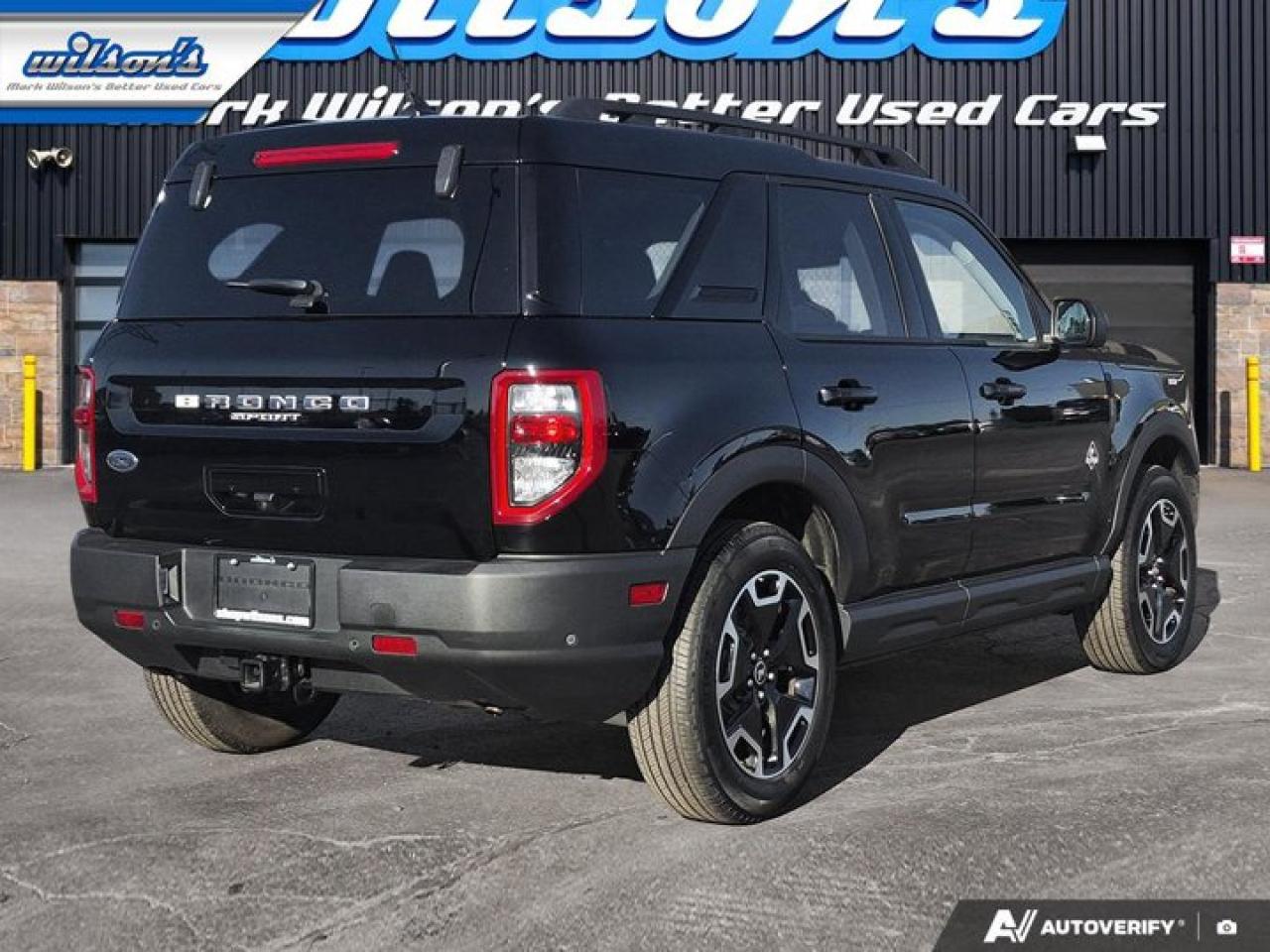 2024 Ford Bronco Sport Outer Banks 4WD | Wireless Charging | Tech Pkg | Co-Pilot 360+ Pkg | B&O Audio | and More ! Photo