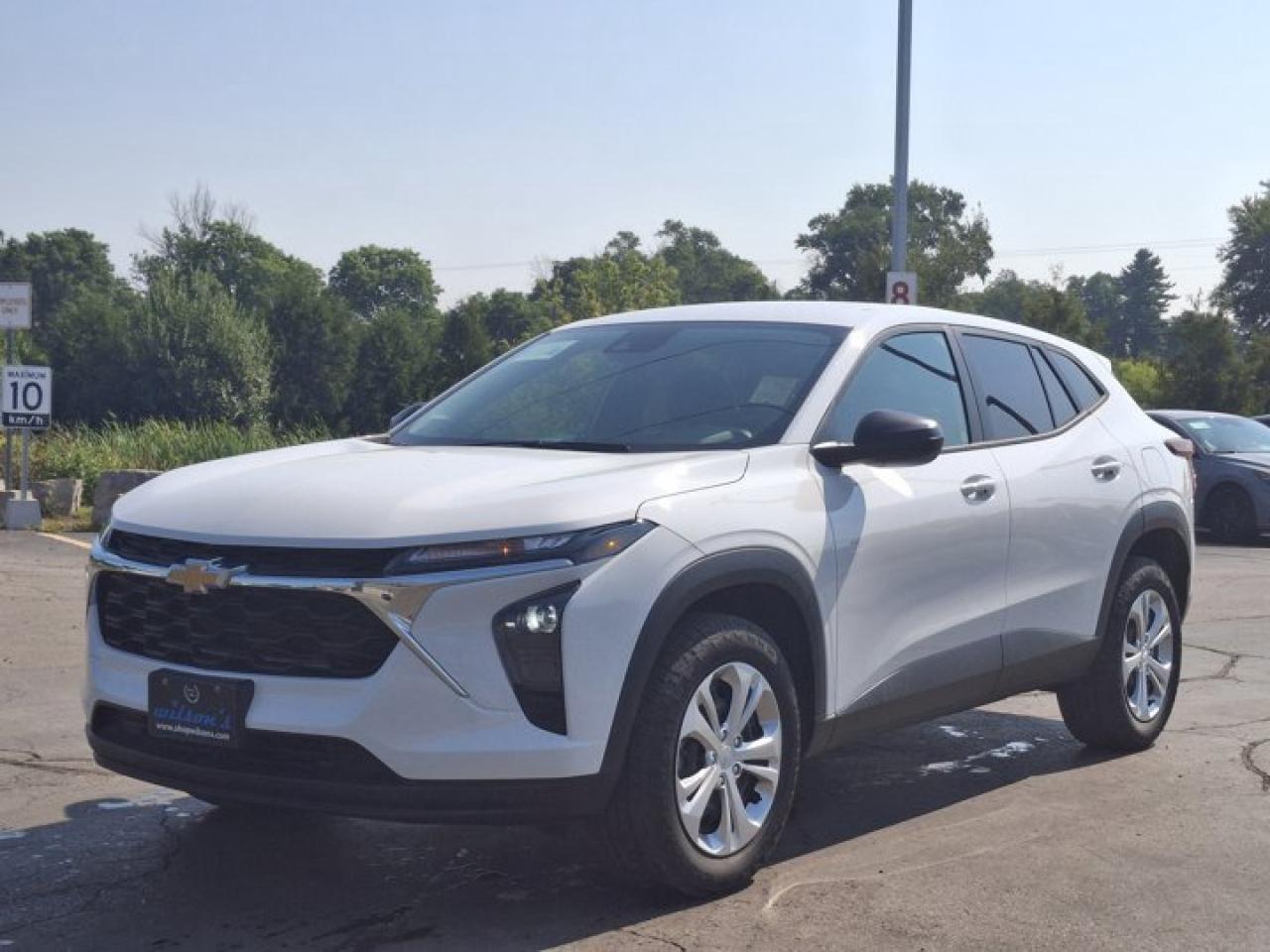 Used 2024 Chevrolet Trax LS | CarPlay + Android | Rear Camera | Bluetooth | and More ! for sale in Guelph, ON