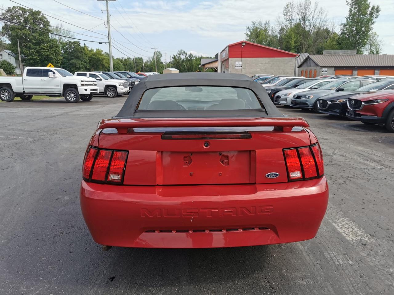 2001 Ford Mustang Deluxe - Photo #4