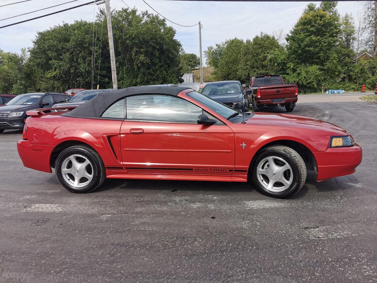 2001 Ford Mustang Deluxe - Photo #6