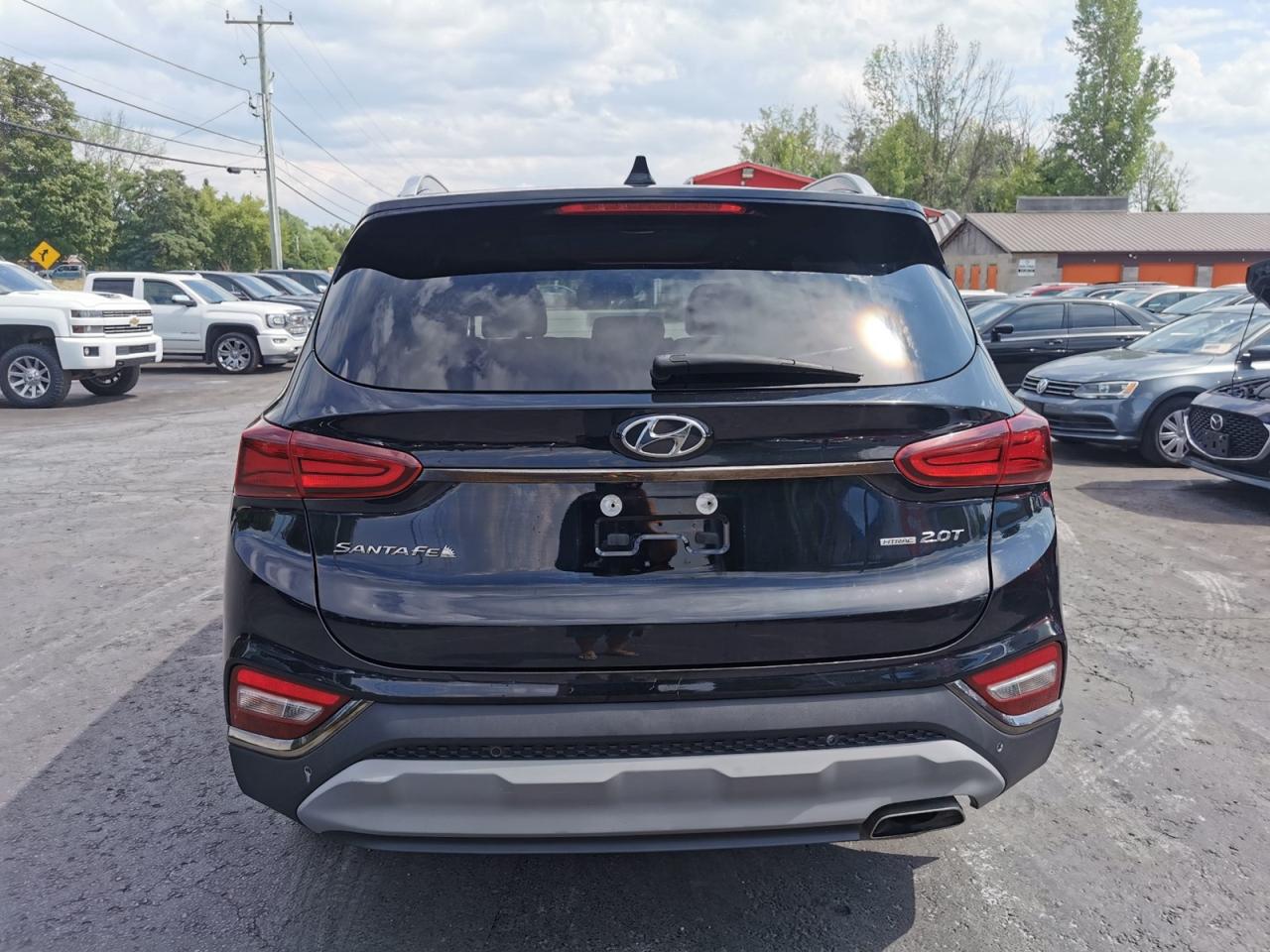 2019 Hyundai Santa Fe Luxury 2.0T - Photo #4