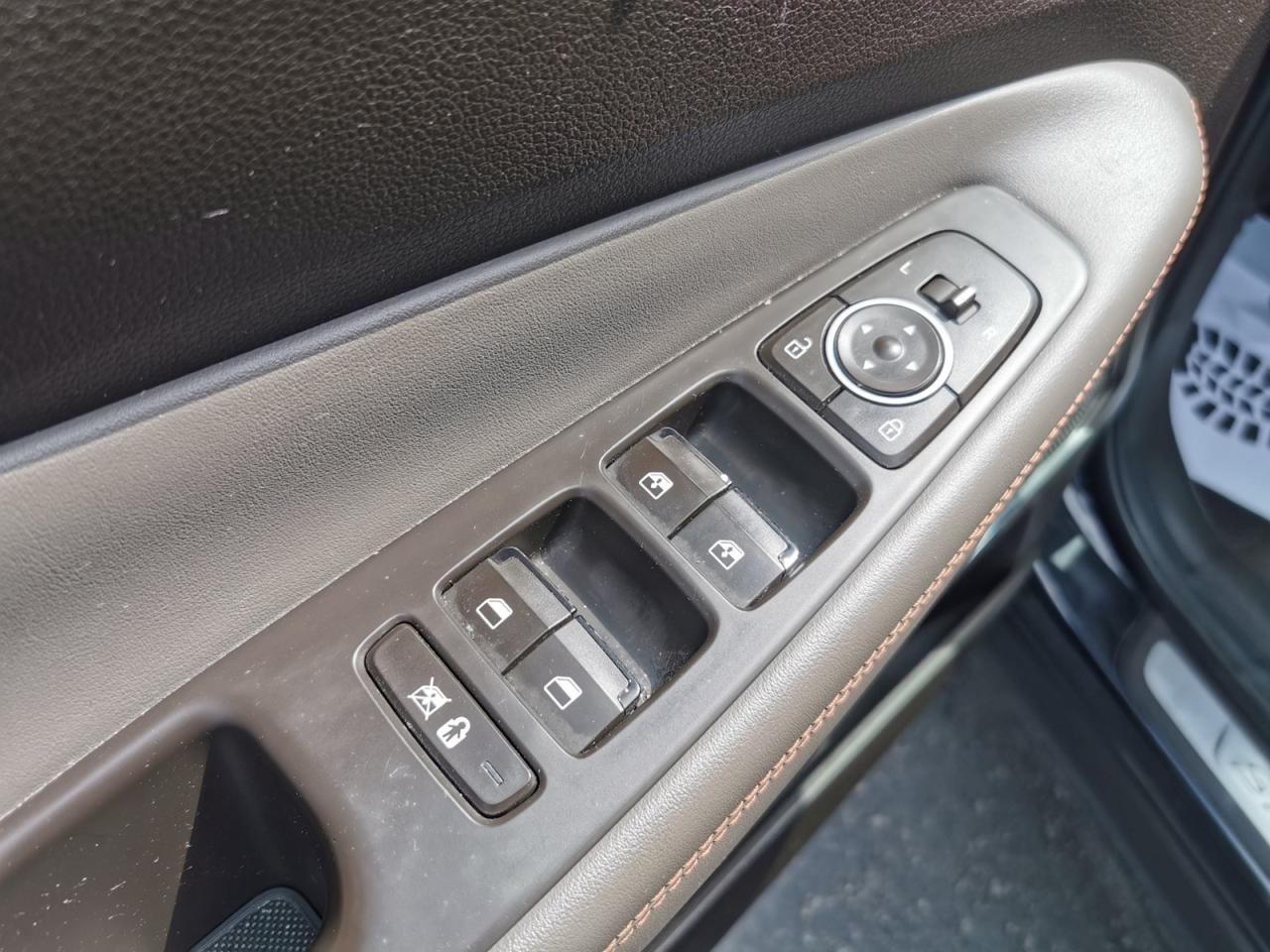 2019 Hyundai Santa Fe Luxury 2.0T - Photo #10
