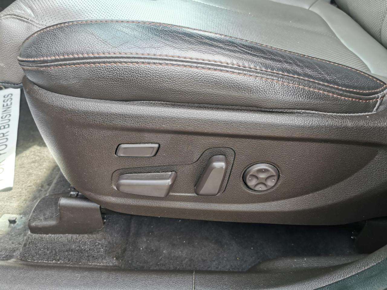 2019 Hyundai Santa Fe Luxury 2.0T - Photo #12