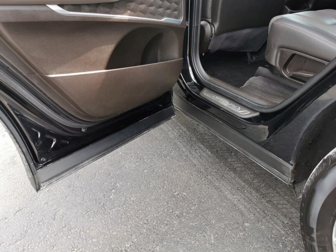2019 Hyundai Santa Fe Luxury 2.0T - Photo #16