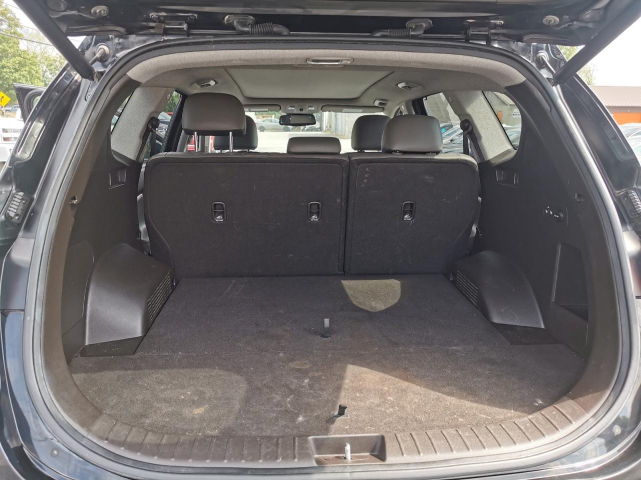 2019 Hyundai Santa Fe Luxury 2.0T - Photo #17