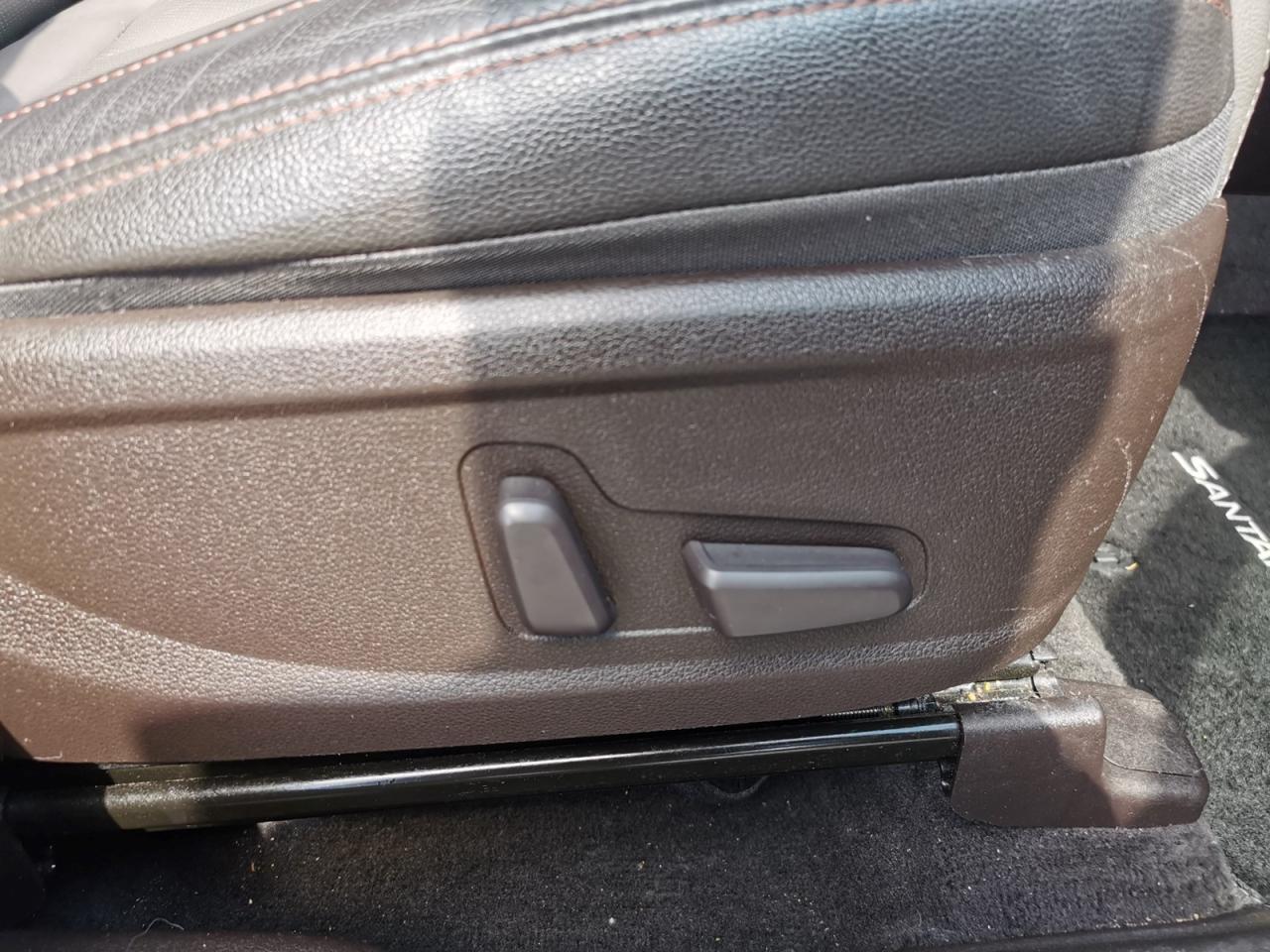 2019 Hyundai Santa Fe Luxury 2.0T - Photo #23