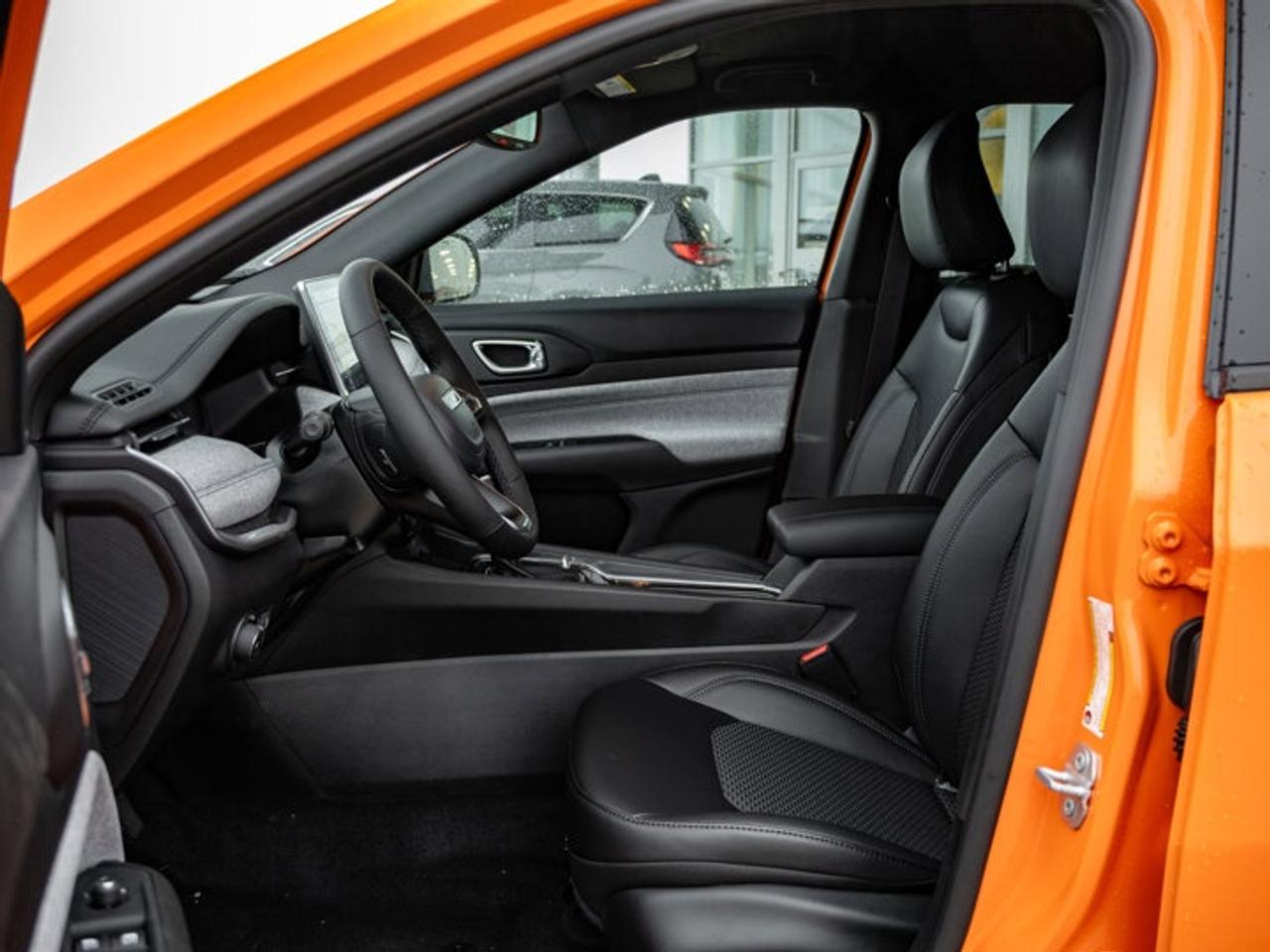 2026 Jeep Compass NORTH Photo