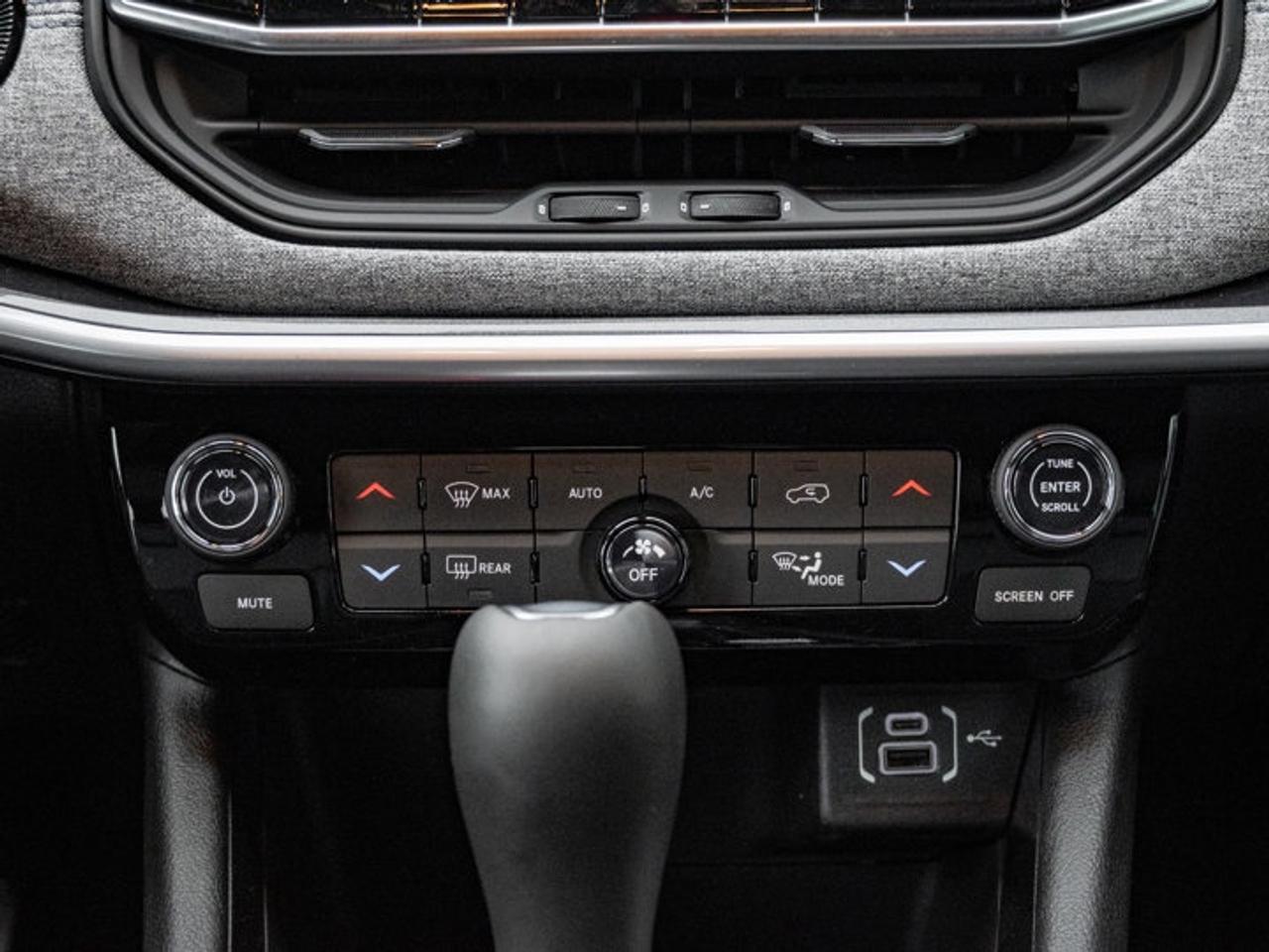 2026 Jeep Compass NORTH Photo