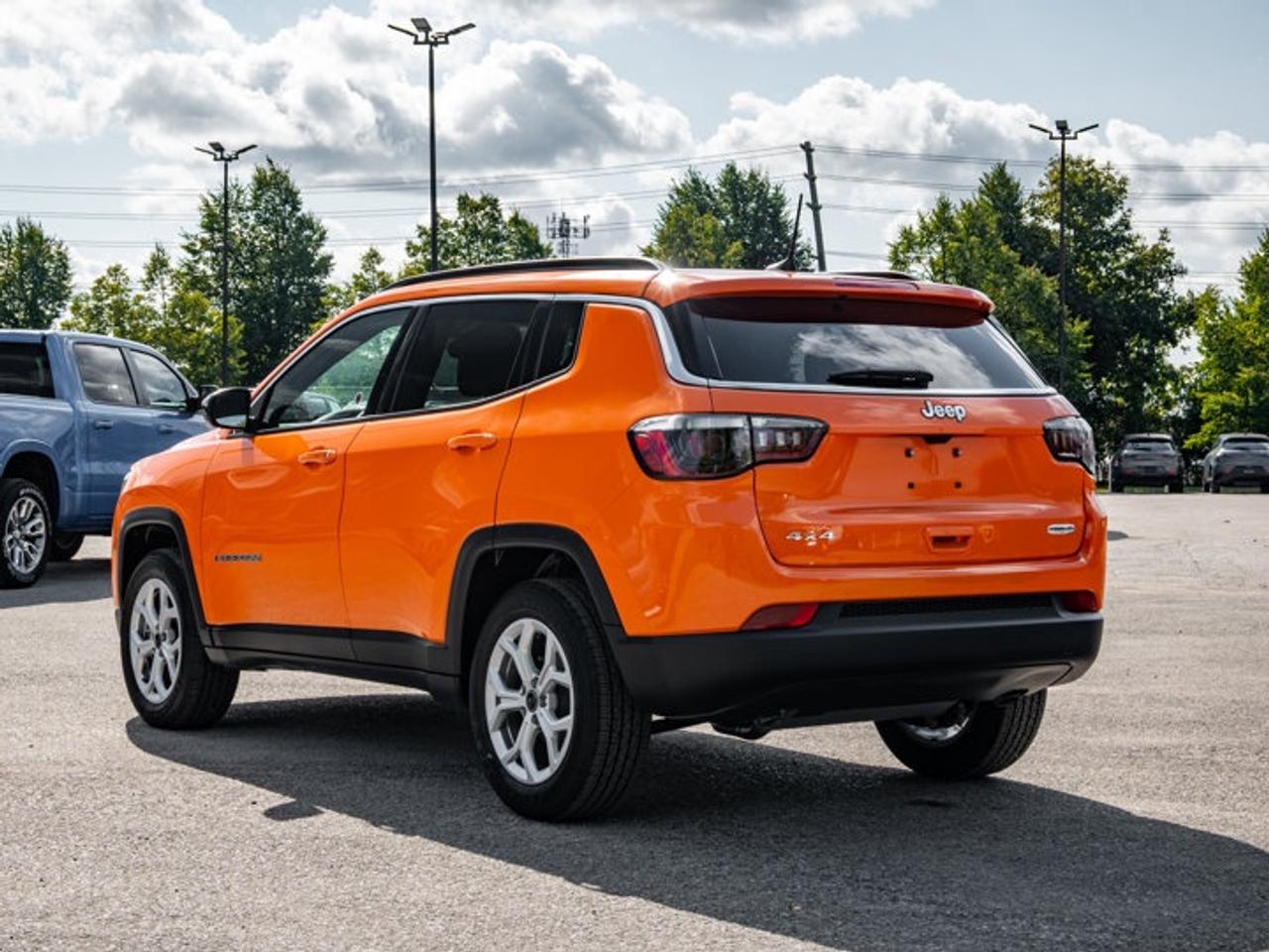 2026 Jeep Compass NORTH Photo4