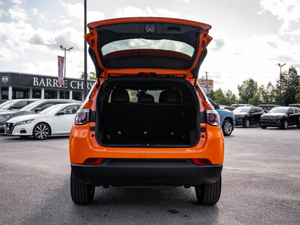 2026 Jeep Compass NORTH Photo