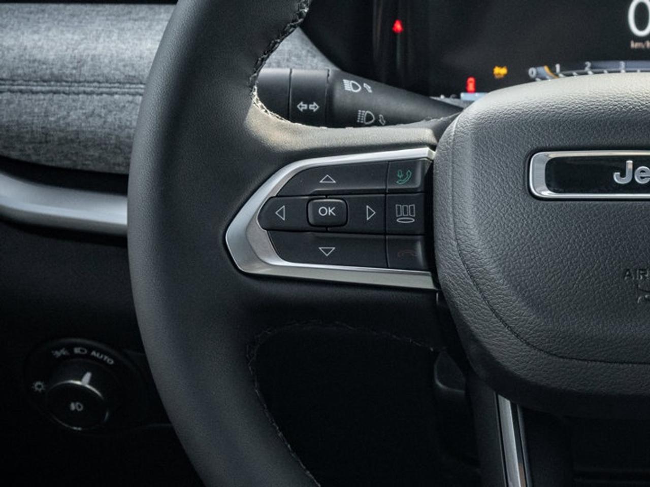 2026 Jeep Compass NORTH Photo