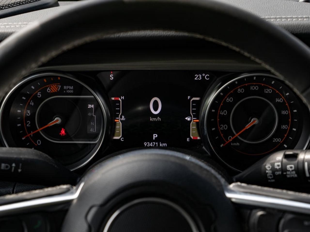 2023 Jeep Wrangler Sahara Photo2