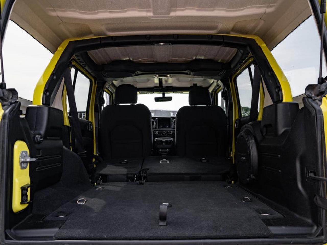 2023 Jeep Wrangler Sahara Photo