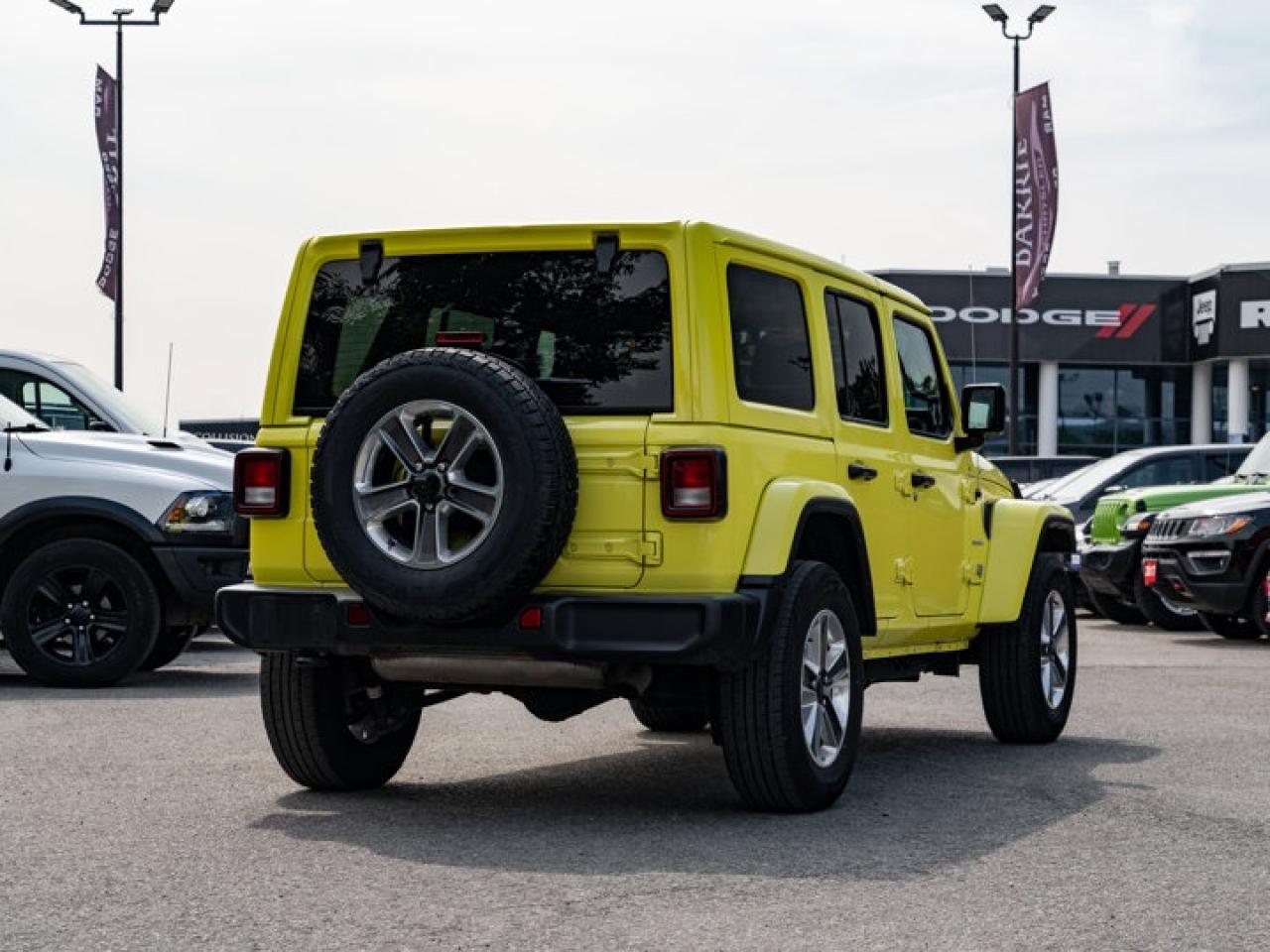 2023 Jeep Wrangler Sahara Photo
