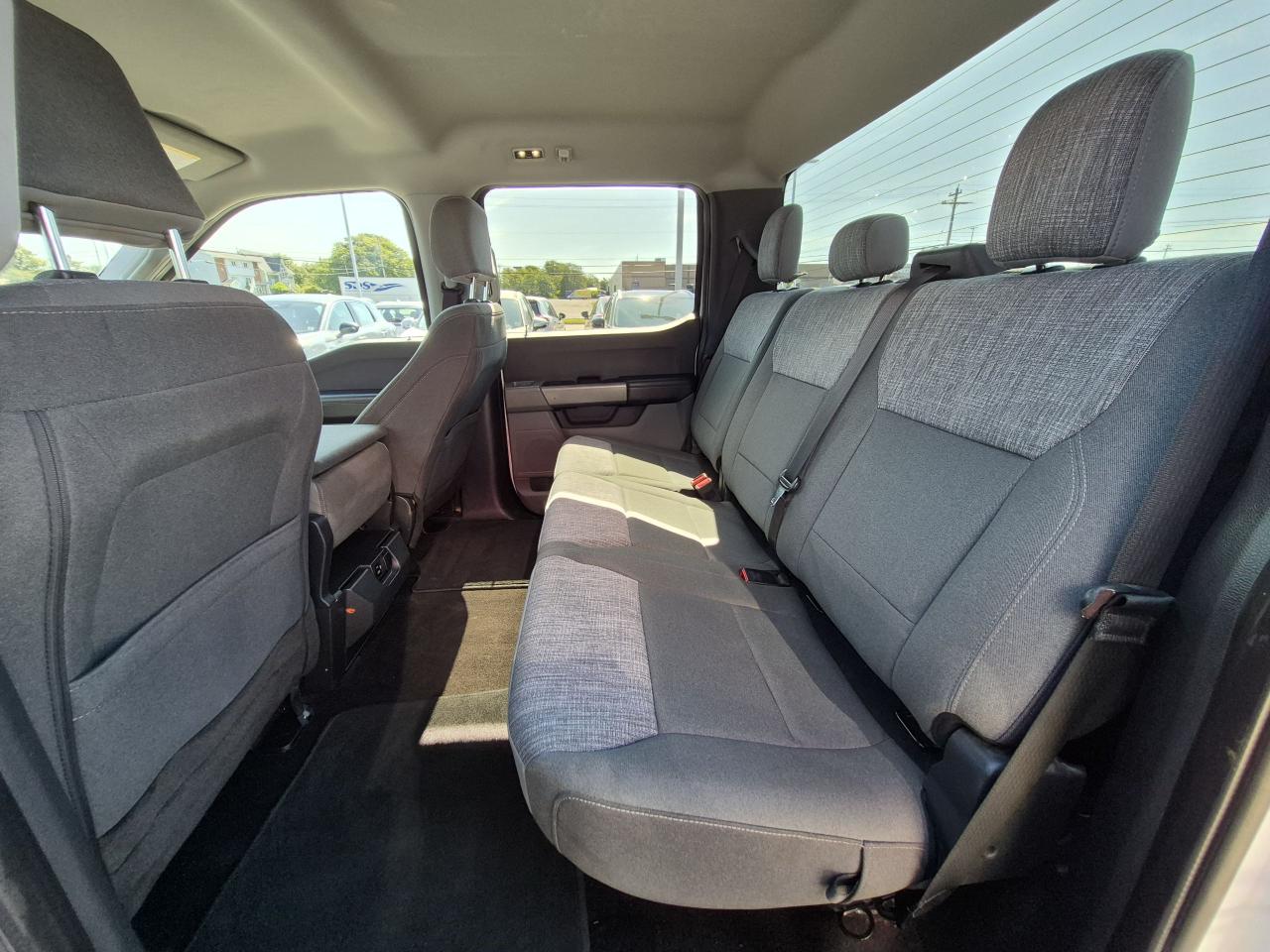 2022 Ford F-150 SUPERCREW XLT CREW CAB Photo28