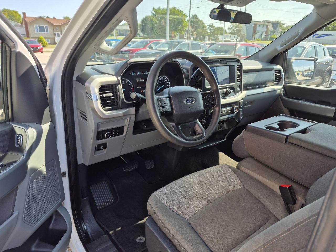 2022 Ford F-150 SUPERCREW XLT CREW CAB Photo22