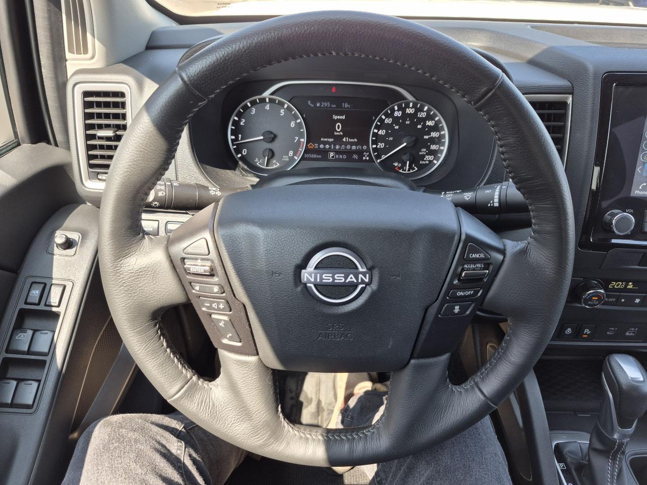2024 Nissan Frontier SV Photo24
