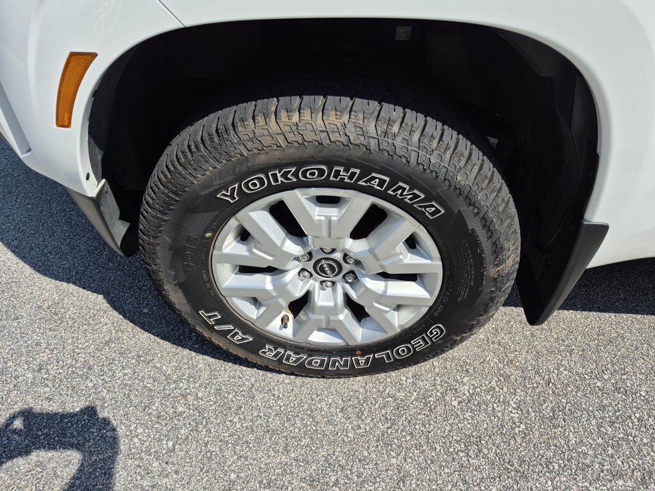 2024 Nissan Frontier SV Photo31