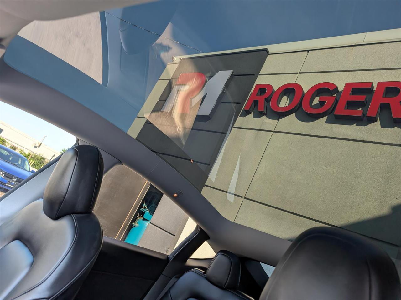 2020 Tesla Model Y LONG RANGE AWD - DUAL MOTOR