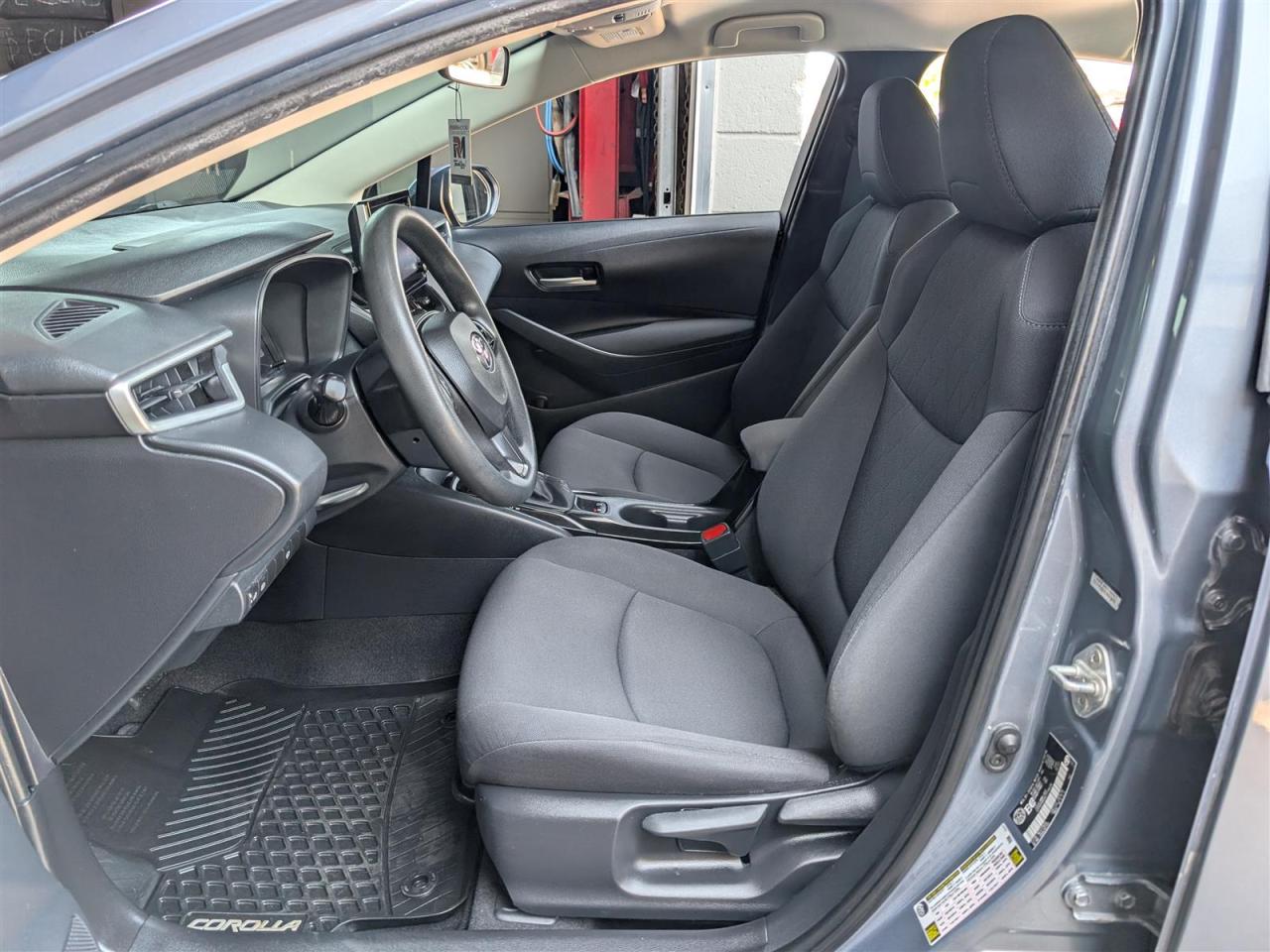 2020 Toyota Corolla LE -  HTD SEATS - REVERSE CAM - TECH FEATURES