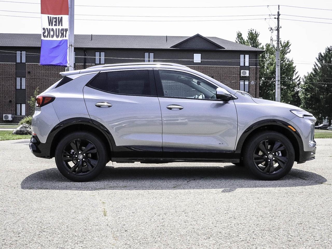 2026 Buick Encore GX Sport Touring Photo2