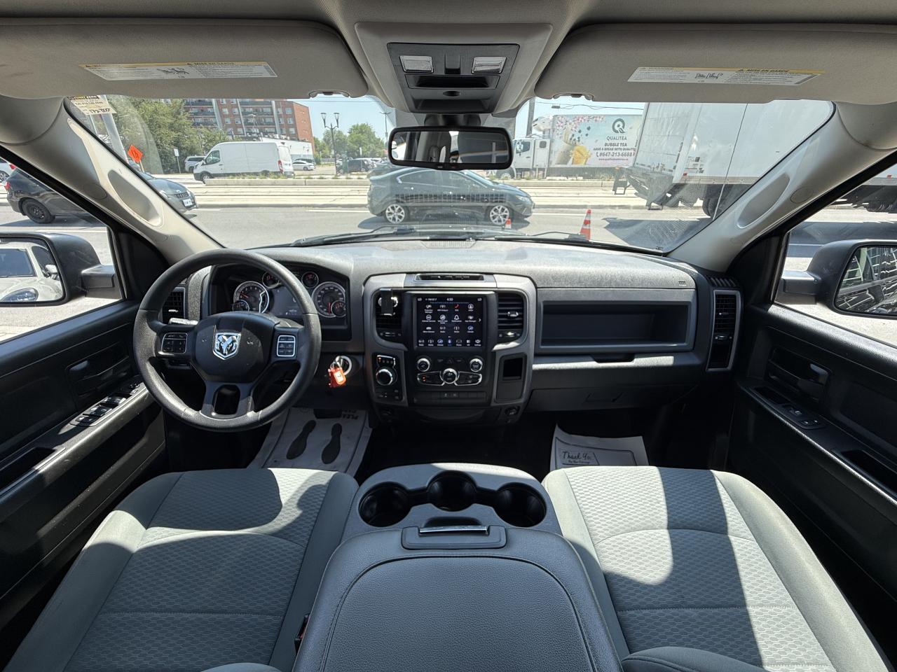 2019 RAM 1500 Classic TRADESMAN | NO ACCIDENTS | - Photo #12