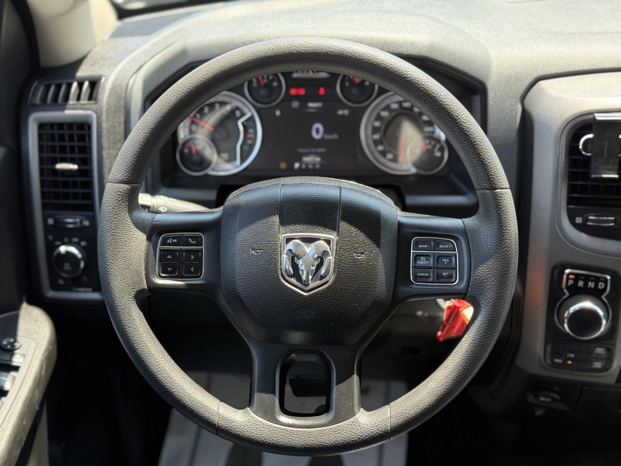 2019 RAM 1500 Classic TRADESMAN | NO ACCIDENTS | - Photo #17