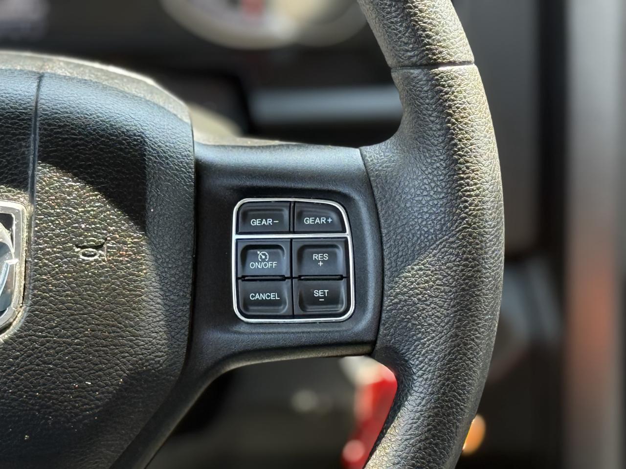 2019 RAM 1500 Classic TRADESMAN | NO ACCIDENTS | - Photo #19