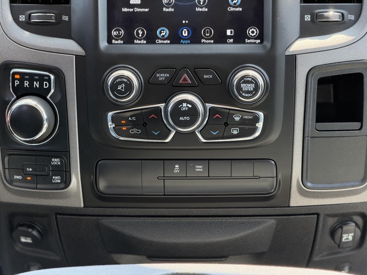 2019 RAM 1500 Classic TRADESMAN | NO ACCIDENTS | - Photo #21