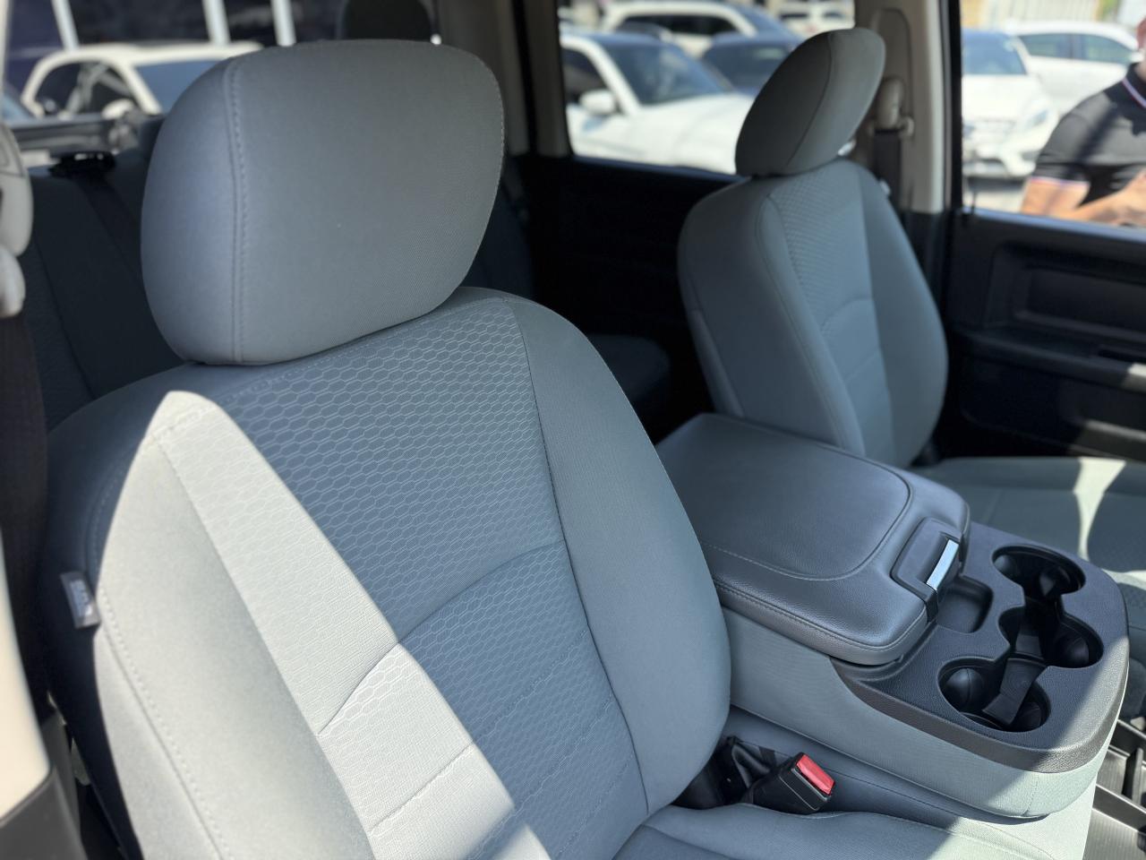 2019 RAM 1500 Classic TRADESMAN | NO ACCIDENTS | - Photo #27
