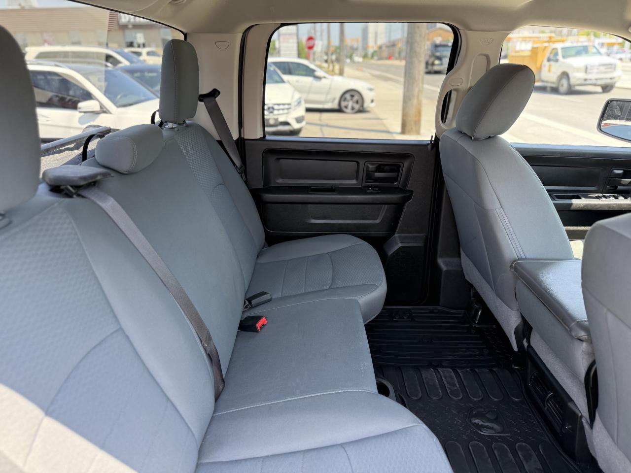 2019 RAM 1500 Classic TRADESMAN | NO ACCIDENTS | - Photo #30