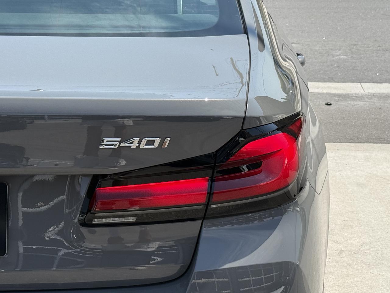 2021 BMW 5 Series 540i //M SPORT | PANO | LOADED - Photo #14