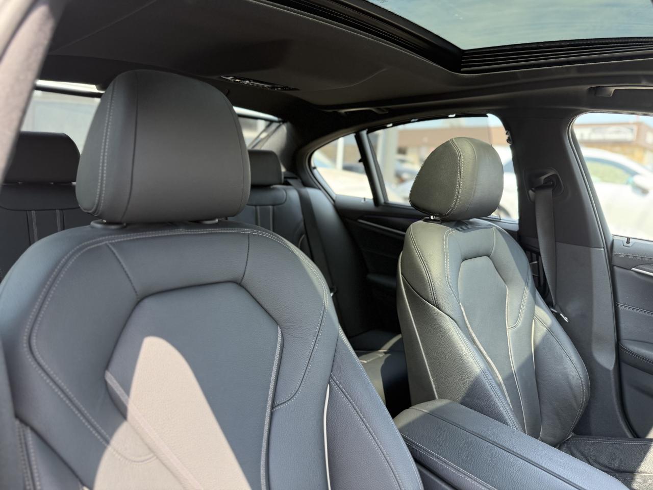 2021 BMW 5 Series 540i //M SPORT | PANO | LOADED - Photo #34