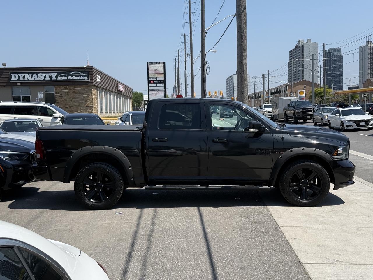 2015 RAM 1500 SPORT | ALPINE SOUND | 5.7 V8 | LOADED - Photo #10