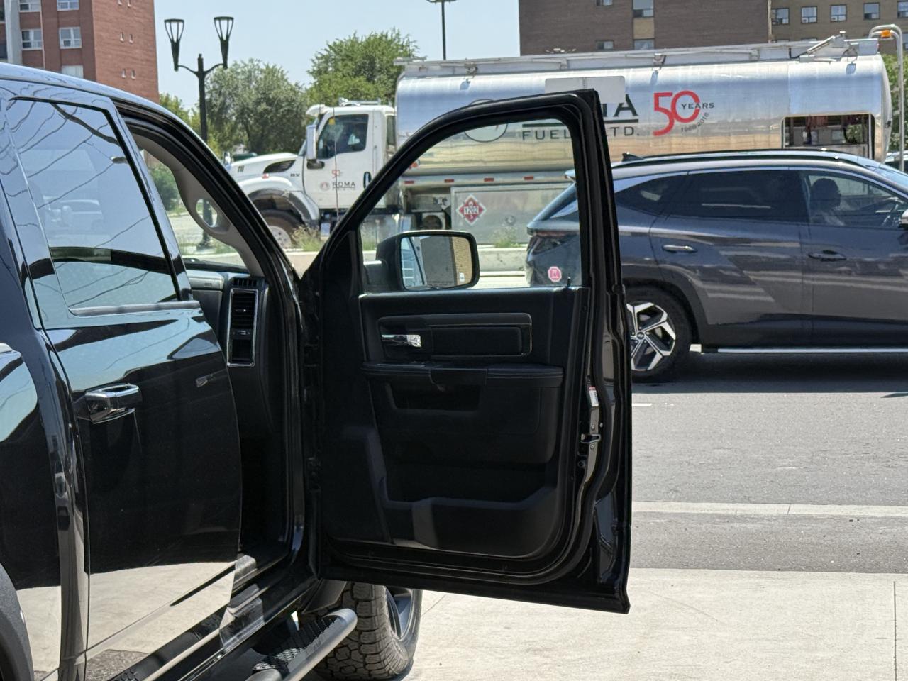 2015 RAM 1500 SPORT | ALPINE SOUND | 5.7 V8 | LOADED - Photo #30