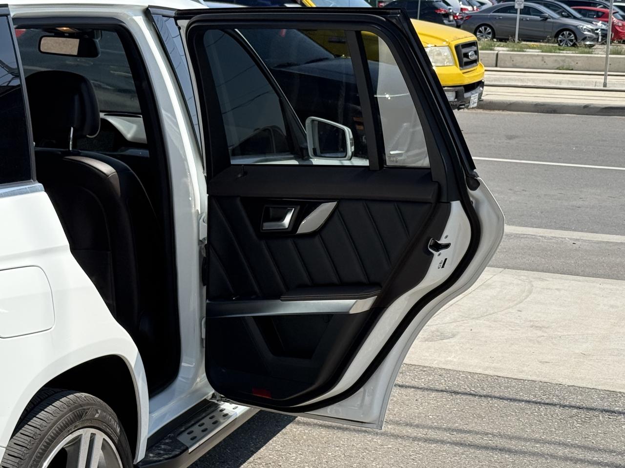2015 Mercedes-Benz GLK-Class 250 | BLUETEC | PANO | PREMIUM LEATHER | LOADED - Photo #32
