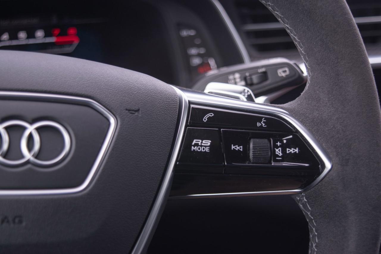 2021 Audi RS 6 Avant Quattro - Photo #19