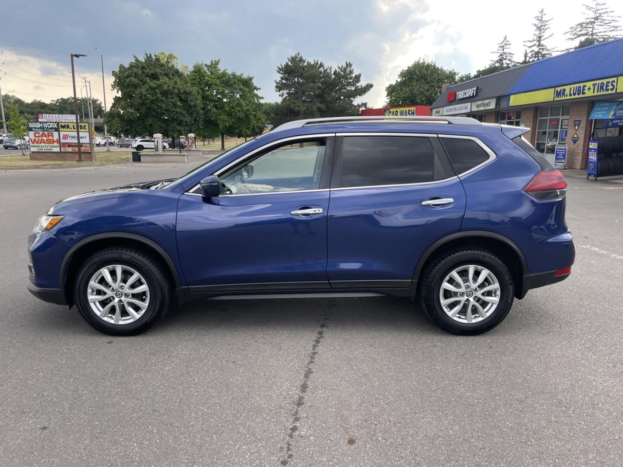 2019 Nissan Rogue SV AWD - Photo #3
