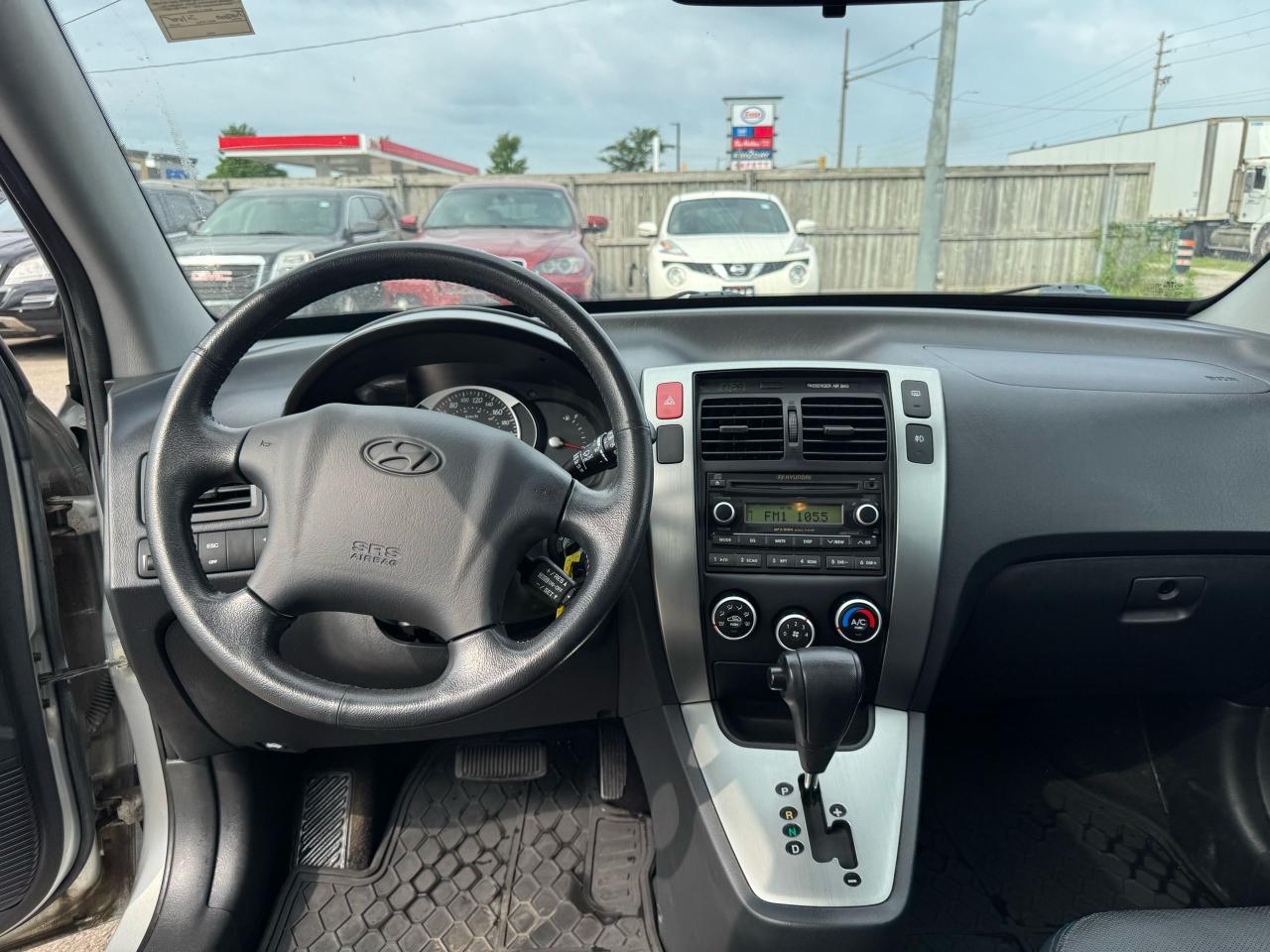 2009 Hyundai Tucson LIMITED, SUNROOF, LEATHER, 58,000KMS, CERTIFIED - Photo #16