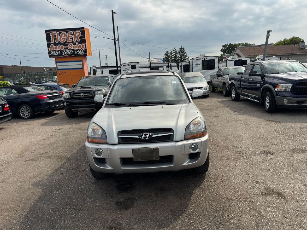 2009 Hyundai Tucson LIMITED, SUNROOF, LEATHER, 58,000KMS, CERTIFIED - Photo #9